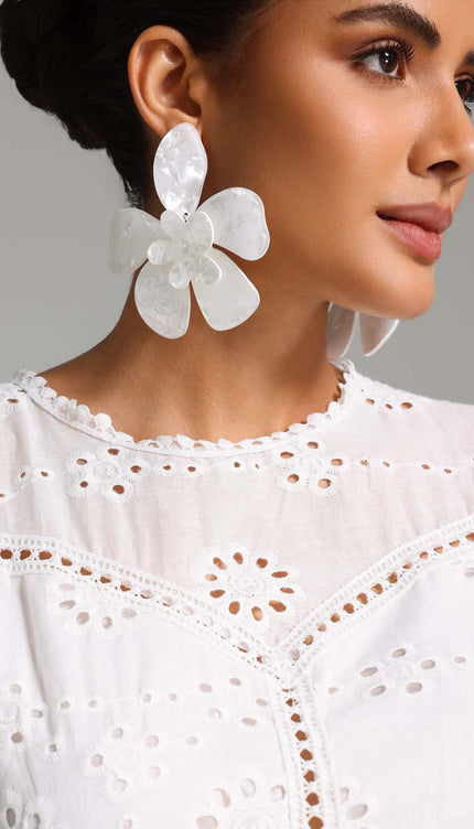 Scarlett Çift Çiçek Desenli Küpeler